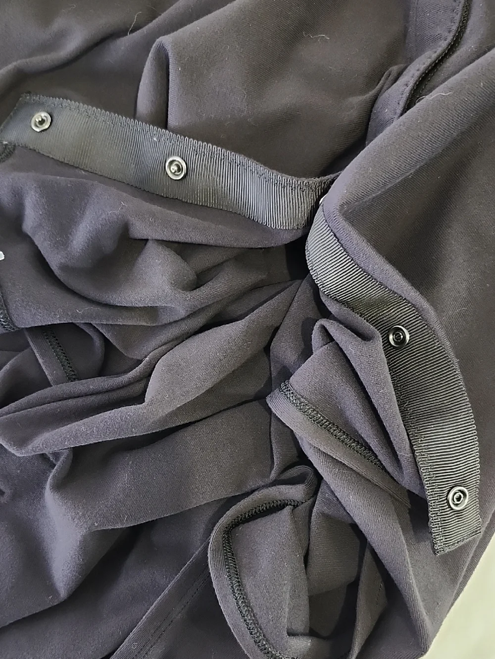 lululemon athletica Vinyasa Wrap Scarf Black Rulu Size 56x28 NWT Adjustable Soft
